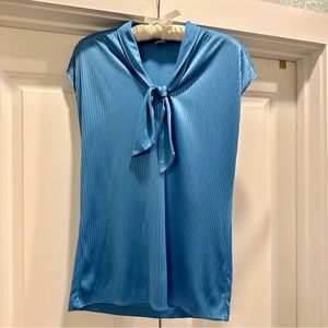 Vintage 70’s blouse 🩵